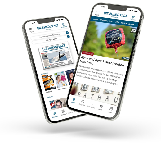 PARIS - France - April 28, 2022: Newly released Apple smartphone Zwei Smartphones mit Ansichten zur Webview und zum E-Paper der RHEINPFALZ App
